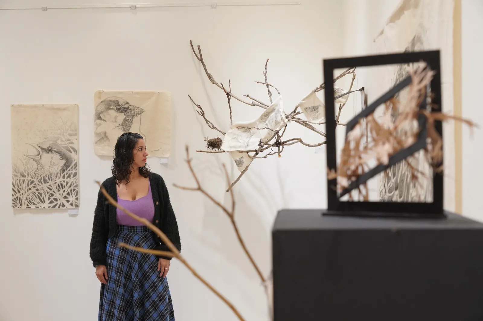 Matilde Trinidad presentó “Trino Ahogado”, una muestra de arte que puede visitarse en el Forum Cultural de Zárate