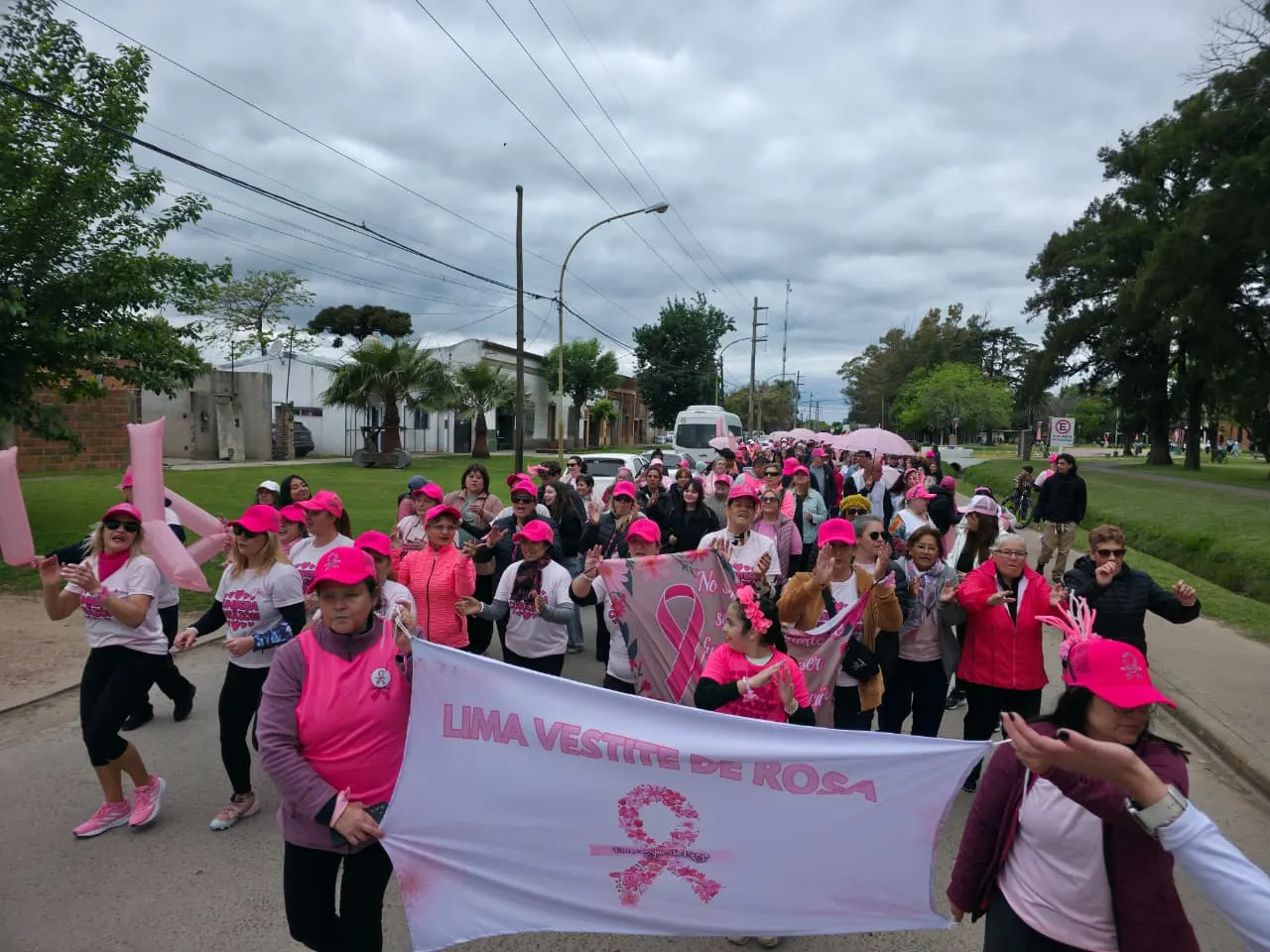 La comunidad de Lima se unió en una nueva jornada de concientización sobre el cáncer de mama
