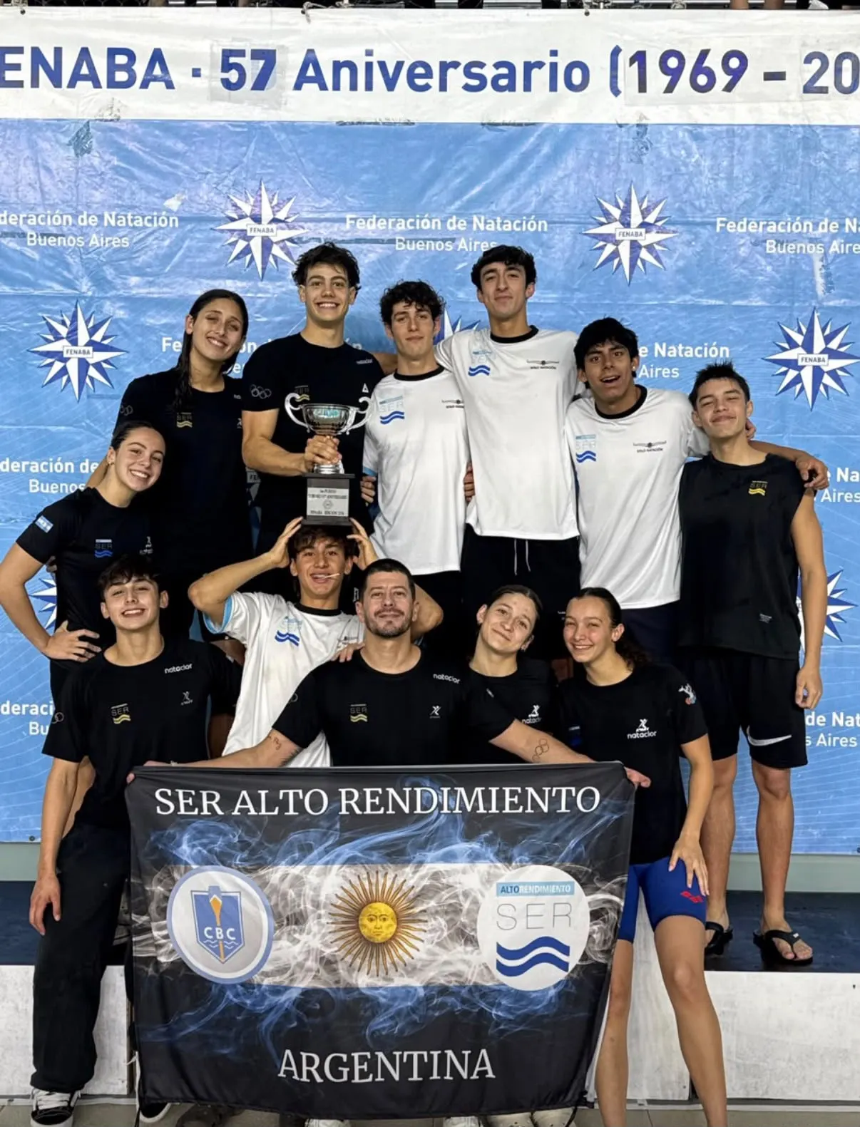 El CBC cerró el Torneo 57.º Aniversario de FENABA con marcas mundialistas, récords y podio por clubes
